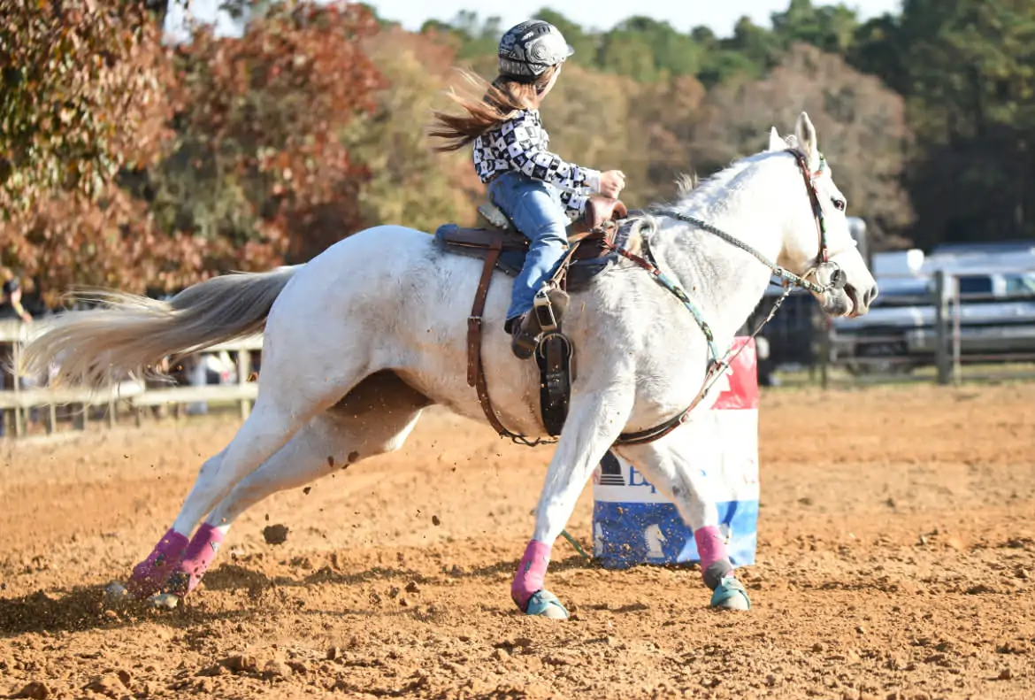 Cassidy Aycock barrel racing for Team HRD